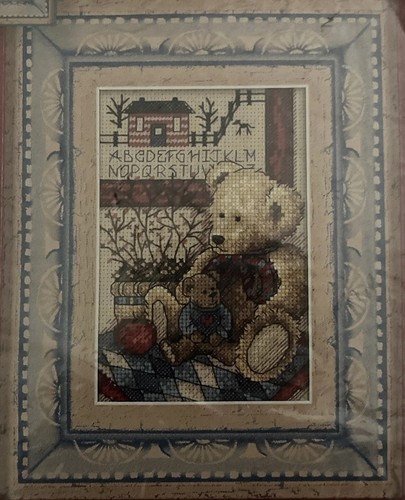 Teddy friend cross stitch - cross,